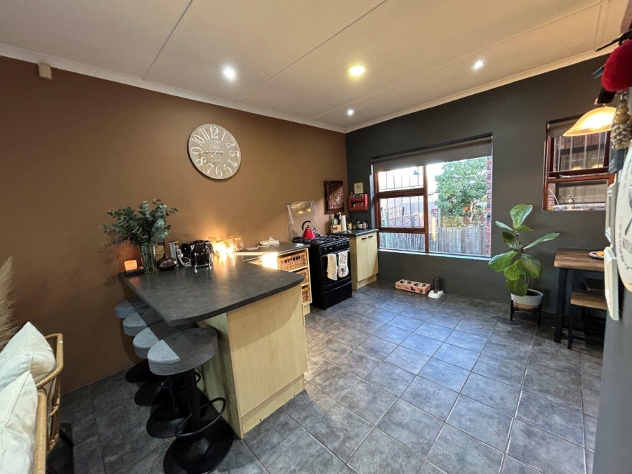 4 Bedroom Property for Sale in Noorsekloof Eastern Cape